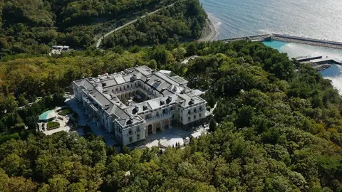 Українські дрони уразили дві цілі ППО біля Геленджика