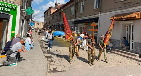 Бережани попрощалися з 49-річним військовим Андрієм Байдюком