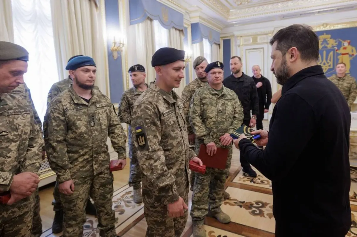 Зеленський нагородив танкістів з нагоди Дня танкових військ