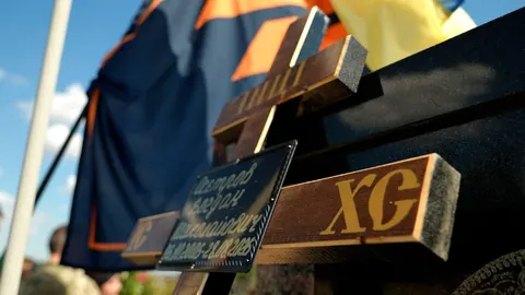 У Запоріжжі попрощалися з 19-річним бійцем Богданом Осєтровим