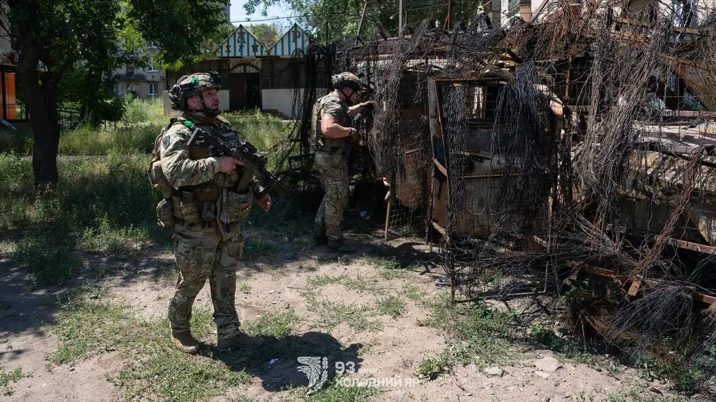 На Покровському напрямку інтенсивність штурмів РФ місцями зросла втричі — 152 бригада