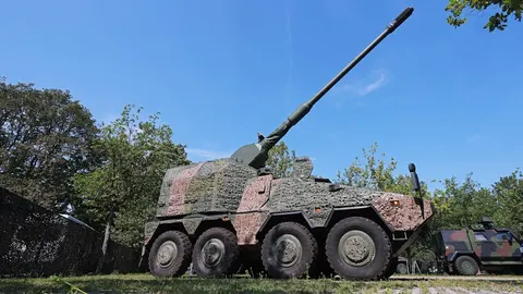 Пісторіус підтвердив передачу Україні новітніх гаубиць RCH-155