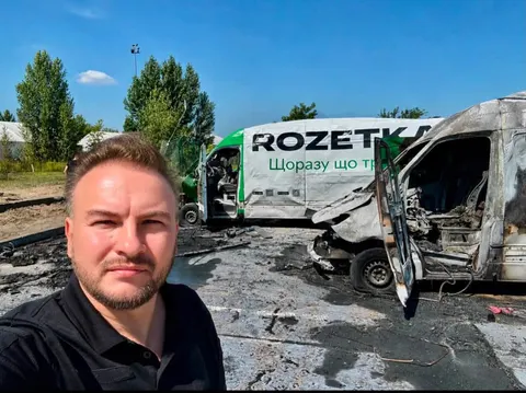 Російський реактивний «шахед» учетверте вдарив по складу «Розетки» в Броварах
