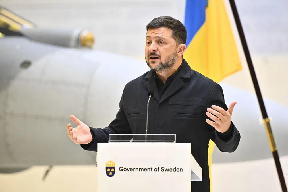 Зеленський анонсував перевірки керівників органів влади та відновлення декларування