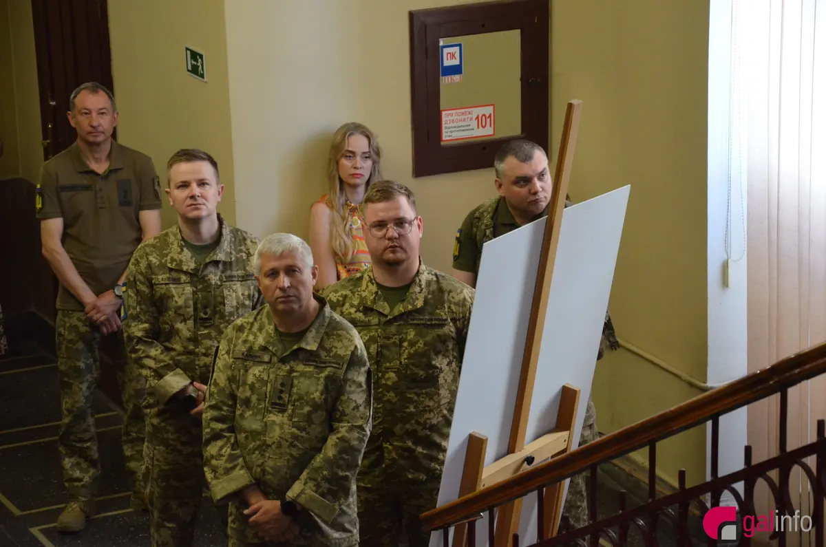 У Львові відкрили фотовиставку прикордонника Георгія Сутуріна про Вовчанськ