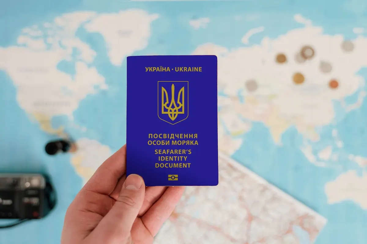 У Варшаві на оформлення посвідчень моряка чекають 4770 українців