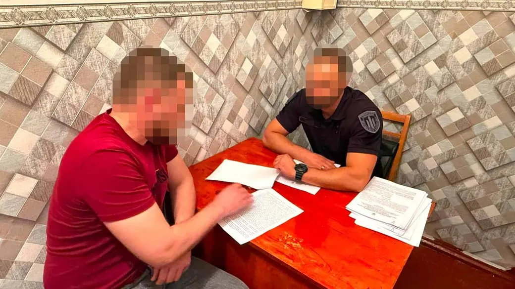 На Житомирщині шістьом військовим оголосили підозру через роботу на меблевому виробництві