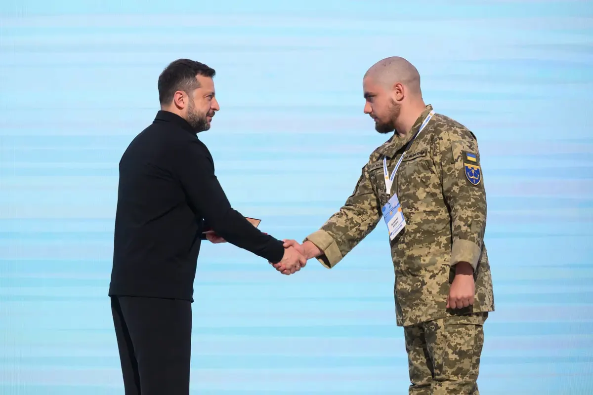 Президент нагородив черкаського розвідника орденом «За мужність»