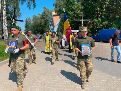 У Чернівцях попрощалися з двома загиблими військовими