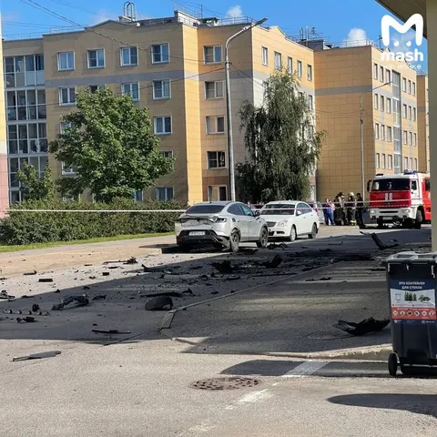У Санкт-Петербурзі вибухнуло авто з російським військовим, є загиблий
