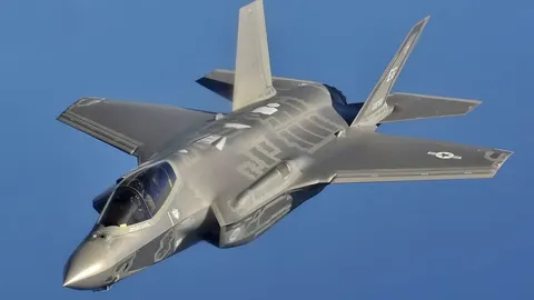 Ізраїль розробляє власний бойовий безпілотник класу F-35
