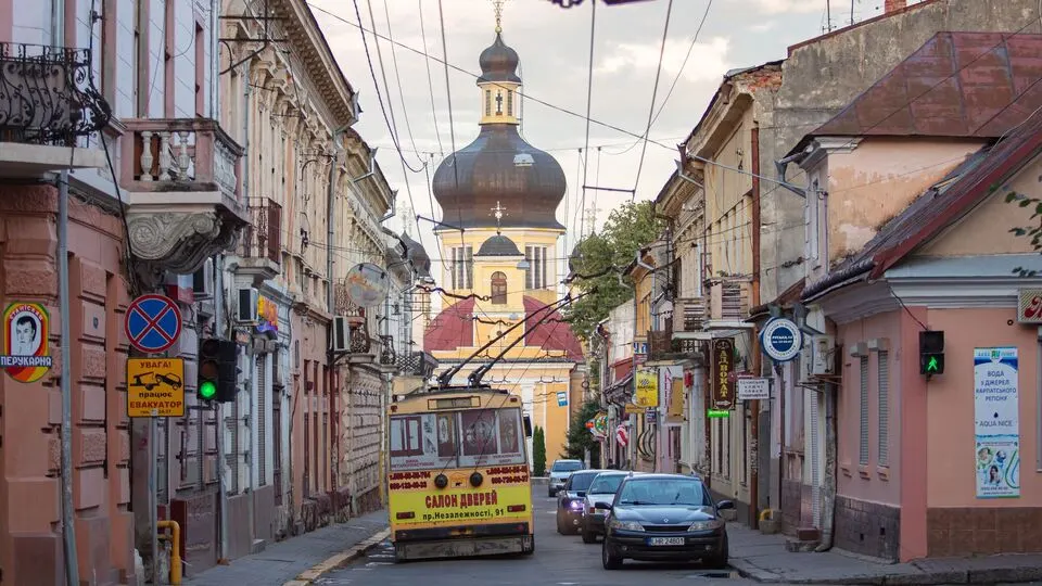 Водія маршрутки з Чернівців, який зневажливо висловлювався про військових, мобілізували