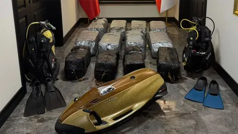 У порту Мерсін вилучили 350 кг кокаїну з корпусу судна