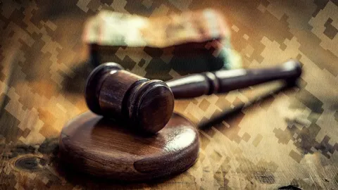 На Чернігівщині засудили військовослужбовиць за ухилення від служби та незаконні