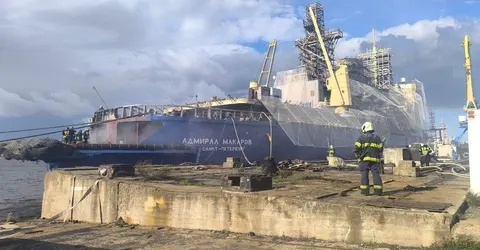 У Кронштадті сталася пожежа на криголамі «Адмірал Макаров»