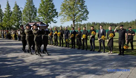 На Національному військовому кладовищі поховали ще трьох невпізнаних воїнів
