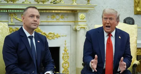 Навроцький: постійну базу США в Польщі можуть назвати «Форт Трамп»
