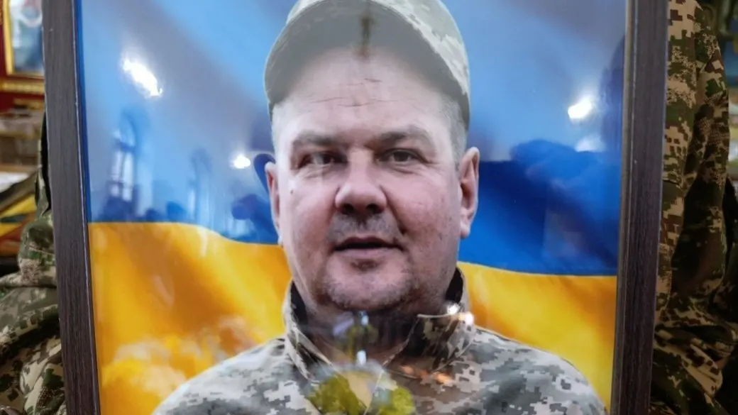 У Хмельницькому попрощалися з військовим Олександром Добровольським