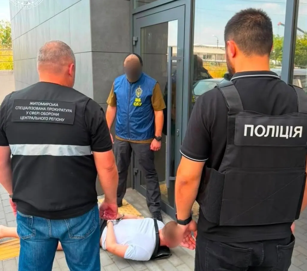 Військовий у СЗЧ затриманий на Житомирщині за переправлення чоловіків через кордон