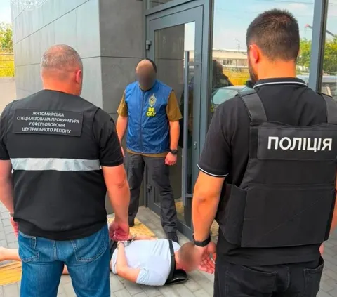 Військовий у СЗЧ затриманий на Житомирщині за переправлення чоловіків через корд
