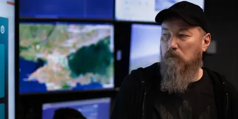 Мадяр пояснив мету ударів ЗСУ по складах Wildberries