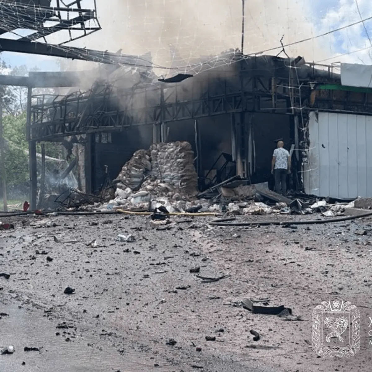 Понад 200 АЗС знищено: як росія тисне на пальний ринок