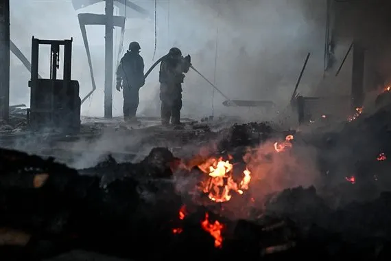 Війна, день 1622: Італія перехопила танкер тіньового флоту, РФ атакувала склади Rozetka і Нової пошти