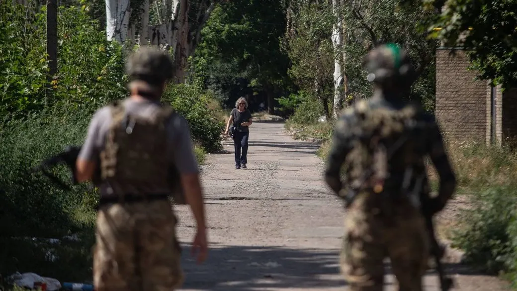 Бої тривають у Костянтинівці: окупанти намагаються оточити місто — «Омега»