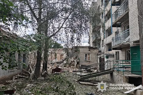 Шестеро поранених на Донеччині за добу: зведення поліції та Генштабу