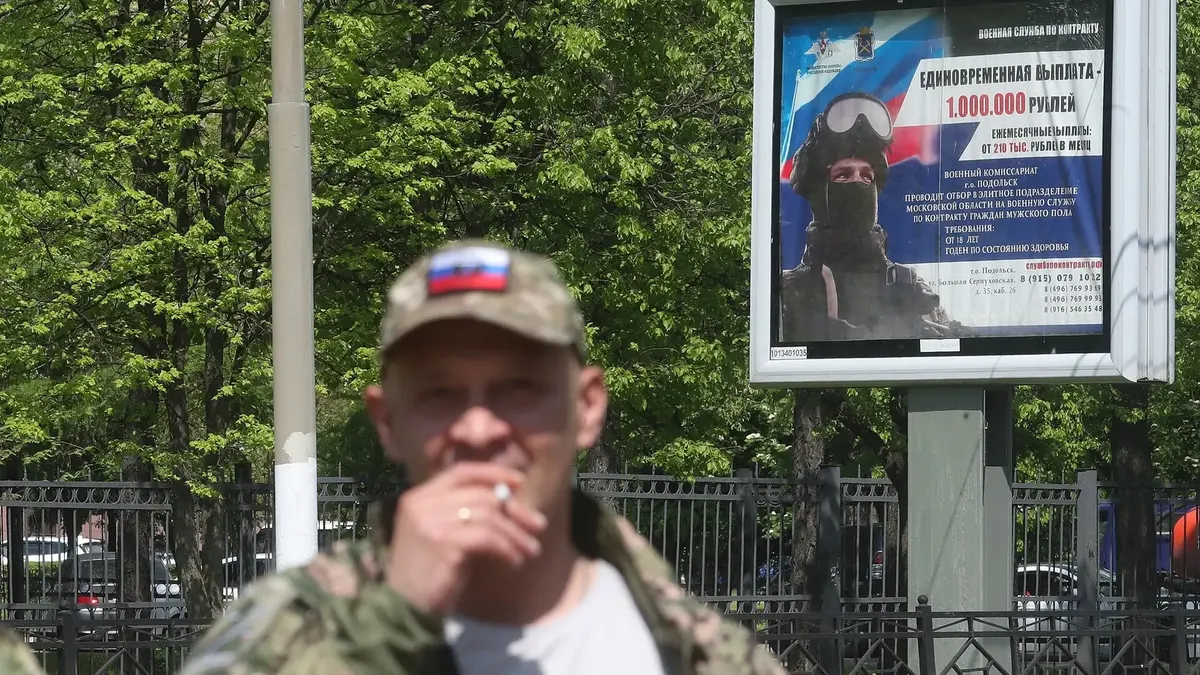 Росія щомісяця втрачає на 6 тисяч більше військових, ніж набирає