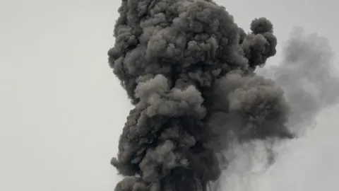 Сили оборони вдарили по авіазаводу в Євпаторії та НПЗ у Волгограді