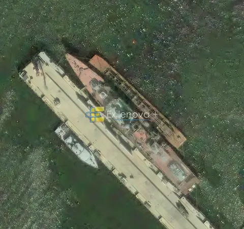 У Каспійську вночі ймовірно уразили головний корабель Каспійської флотилії РФ