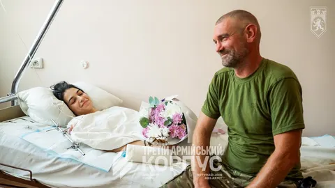 Військові врятували 20-річну дівчину після подвійного удару по Балаклії