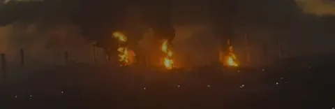Сили оборони вдарили по Московському НПЗ у Капотні: масштабна пожежа