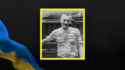 У Житомирі попрощалися з воїном Василем Мельником