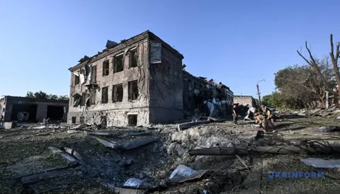 Російські війська зруйнували Центр стандартизації у Запоріжжі