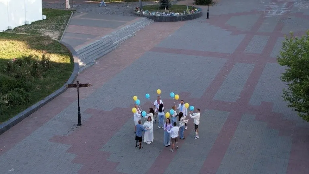 Військові з ампутаціями станцювали вальс у Вінниці до Дня Незалежності