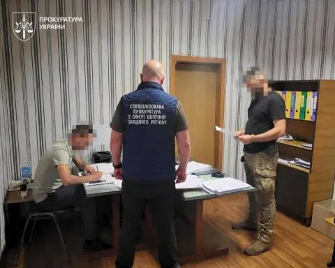 Екскомандира львівської військової частини підозрюють у розтраті 16 млн грн на «бойових»