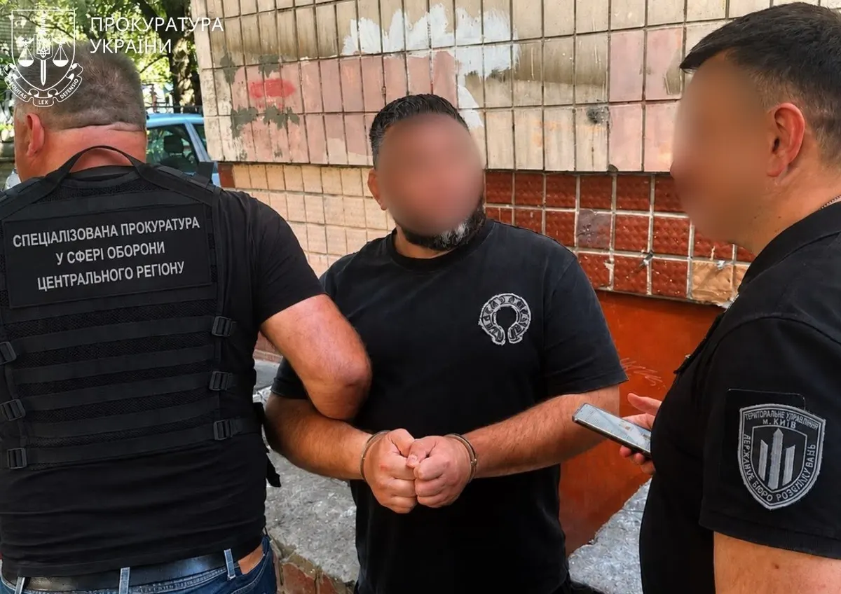 Командира військової частини та п’ятьох військових затримали за фіктивну службу