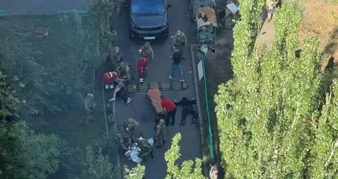 СБУ та військові зіткнулися під час спецоперації в Києві: є поранені