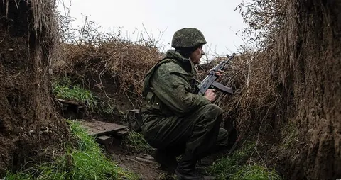 Окупантів відправляють у бій без їжі та води, — офіцер НГУ